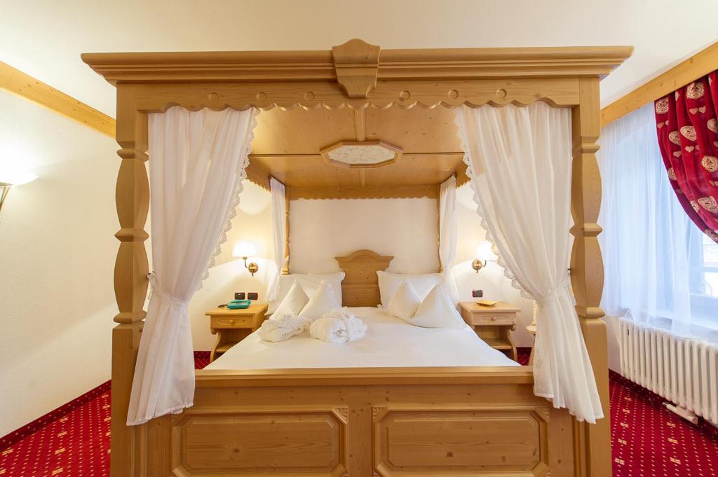 Hotel Italia Кастелло-ди-Фьемме Номер фото